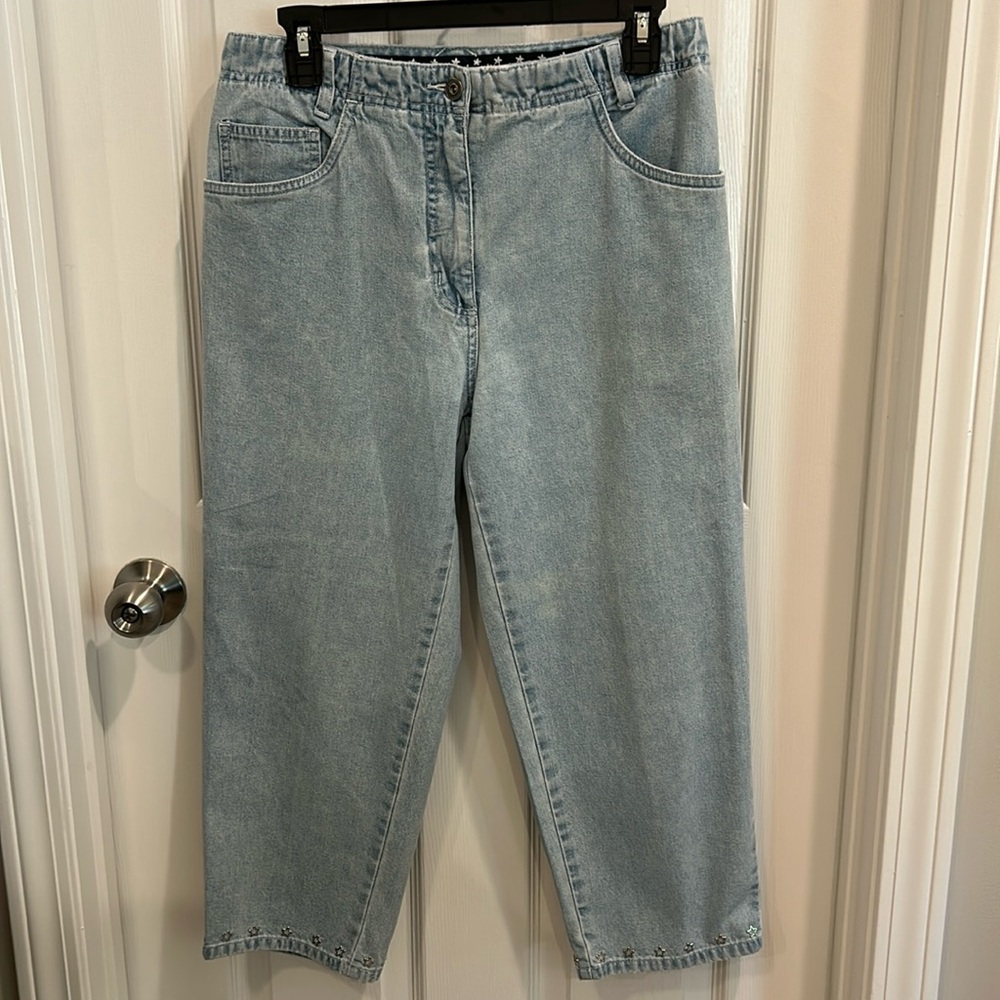 Christopher & Banks size 6 denim capris with star embellishments